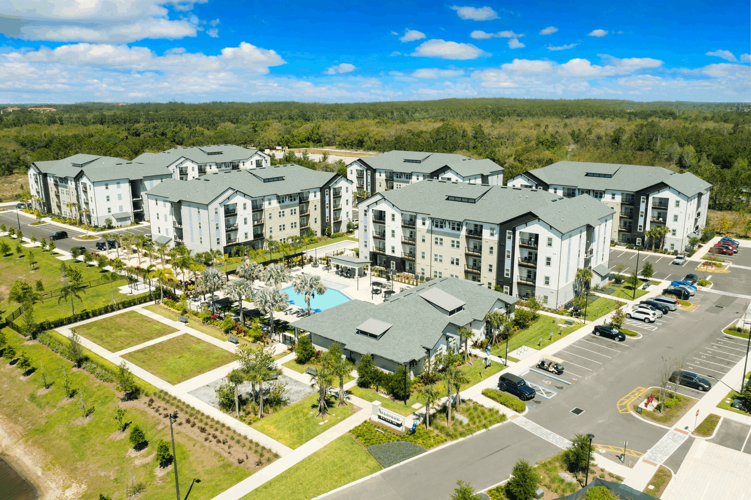 Madison Waterstar Orlando, DST